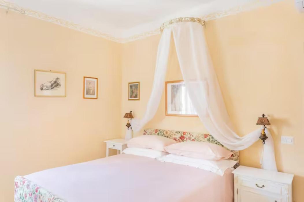 B&B La Finestra Sul Campanile Montecosaro  Exteriör bild