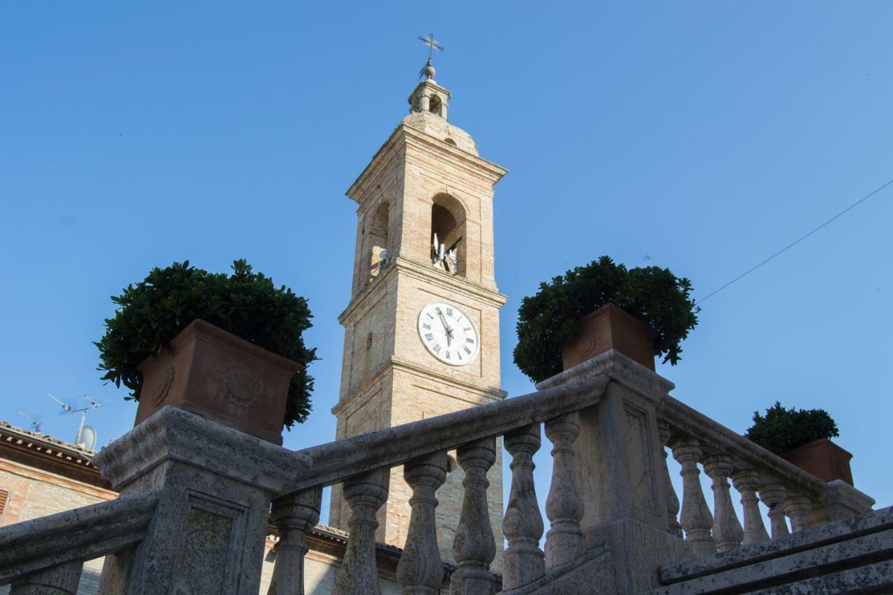 B&B La Finestra Sul Campanile Montecosaro  Exteriör bild